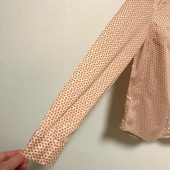 Halogen (Nordstrom) Women’s Button Down Blouse, Medium - Picture 4 of 7